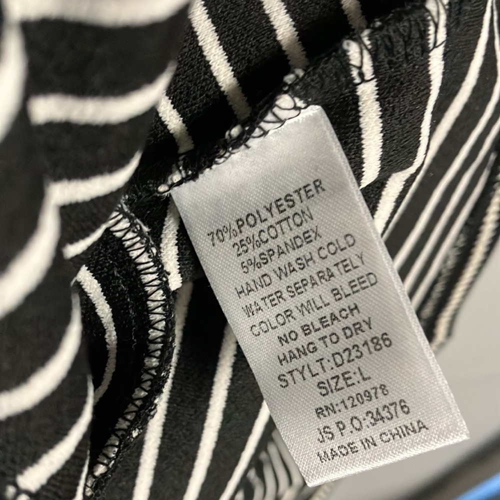 NWT Entro Black and White Striped Women's Dress Large New with Tags - Picture 11 of 11